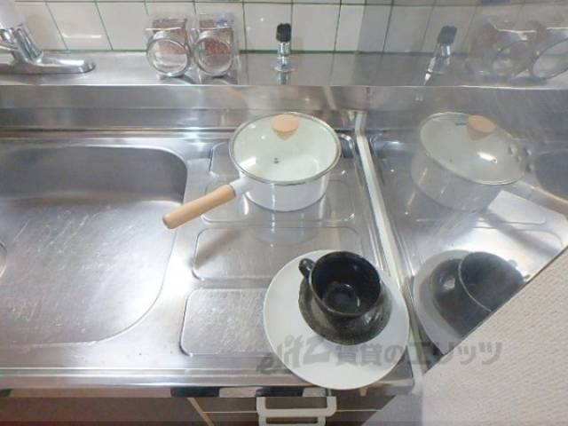 キッチン　コンロ置場