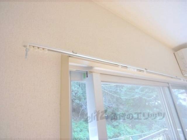 カーテンレール