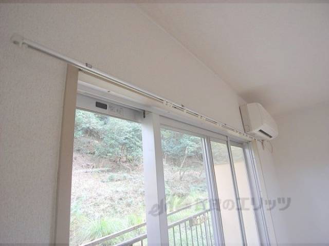 カーテンレール