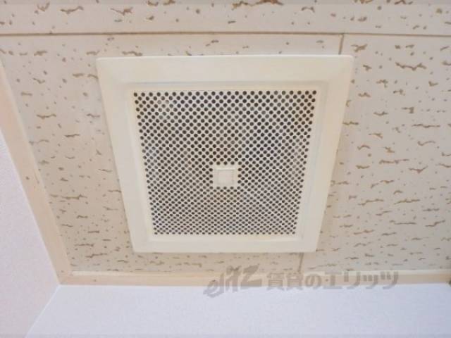 キッチン　換気扇