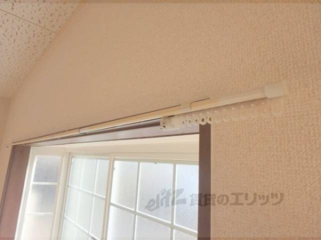 カーテンレール