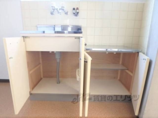 キッチン　キッチン下部収納