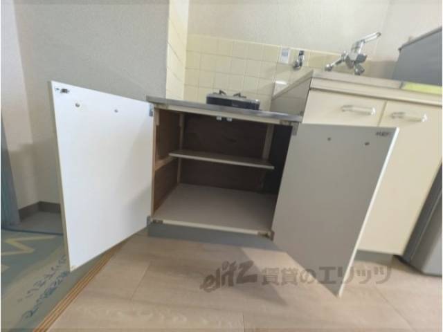 キッチン　下部収納