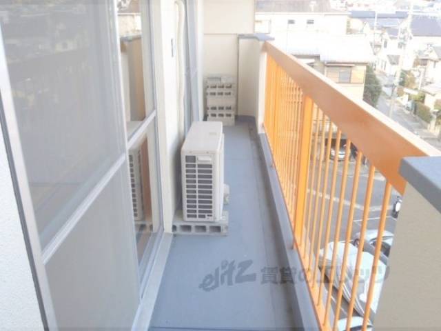 ベランダ　東向き