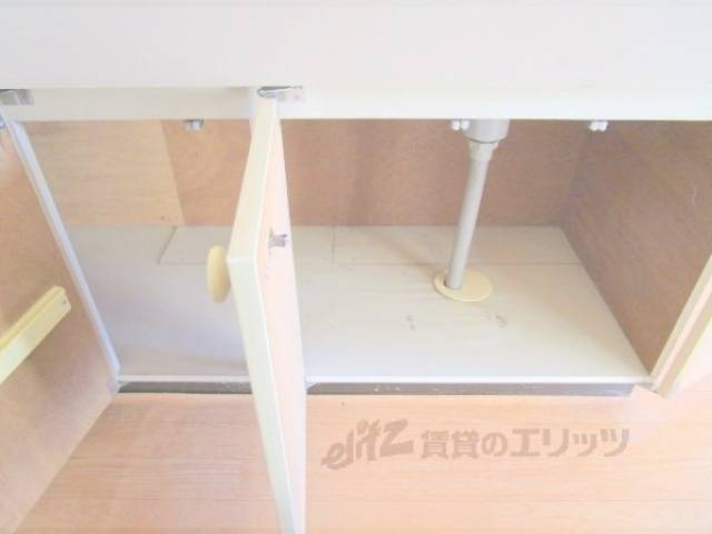 キッチン　下部収納