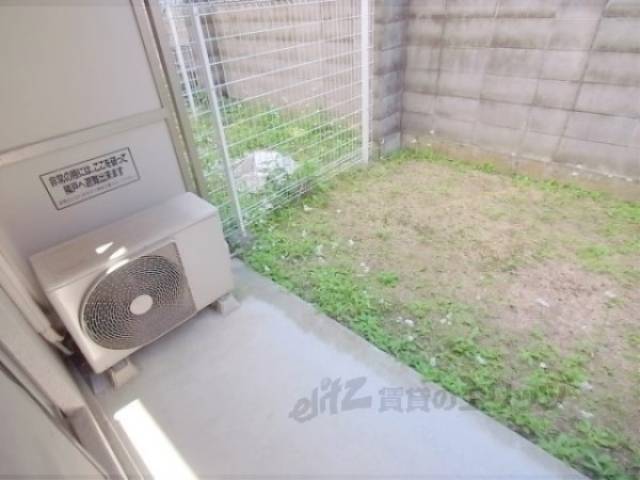 ベランダ　庭付きです。