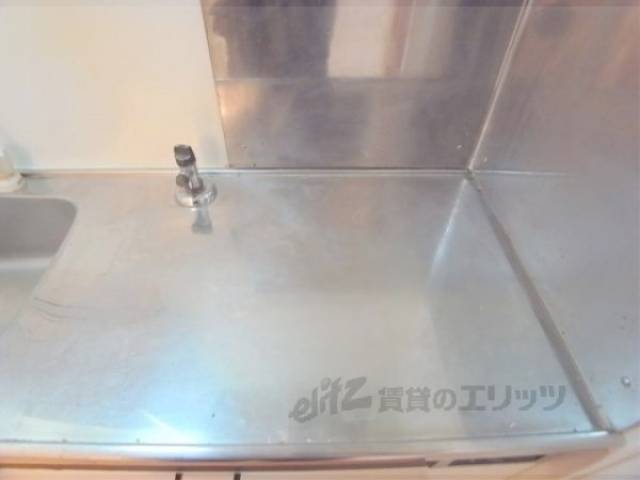 キッチン　コンロ置場