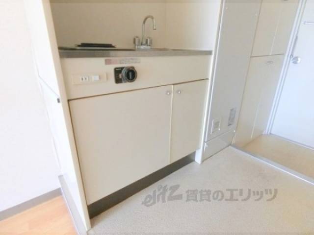 キッチン　下部収納