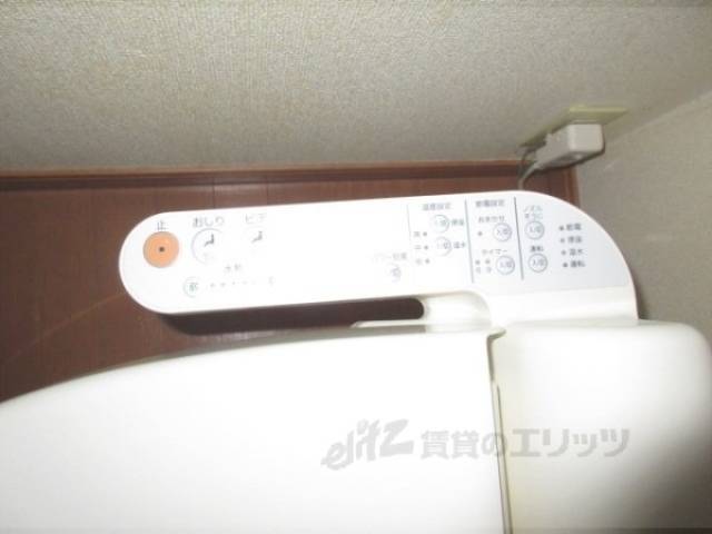 トイレ　洗浄機能付き