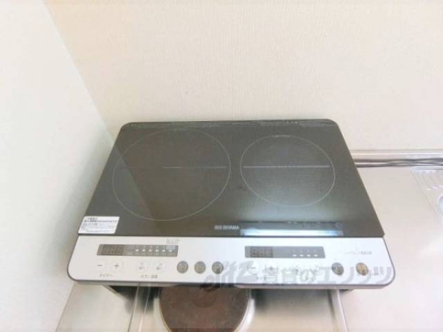 キッチン　コンロ