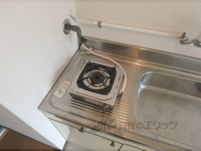 キッチン　コンロ置き場