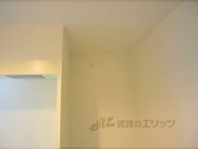 冷蔵庫置場　コンセント配置