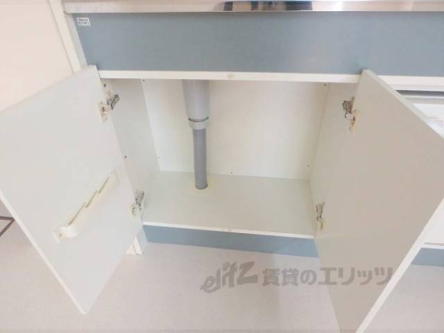 キッチン　下部収納