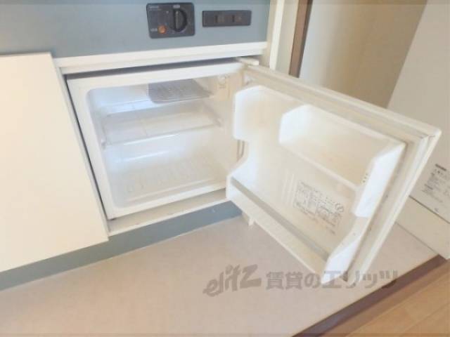 冷蔵庫置場　ミニ冷蔵庫