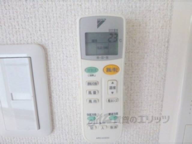 エアコンリモコン