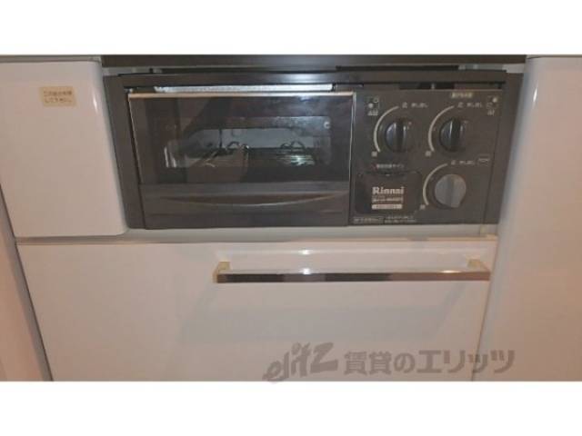 キッチン　オーブン