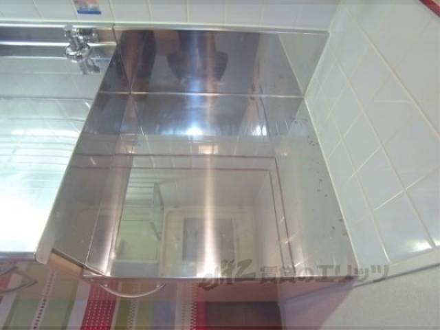 キッチン　コンロ置き場