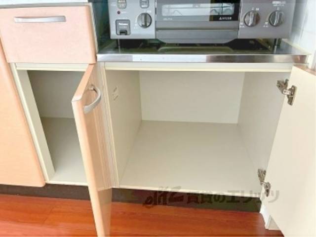 キッチン　下部収納