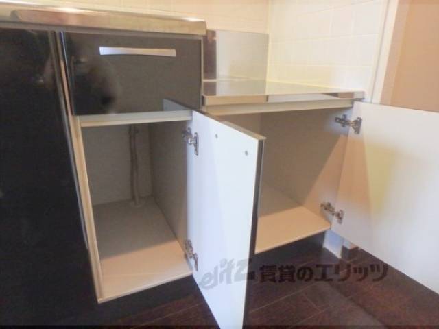 キッチン　収納