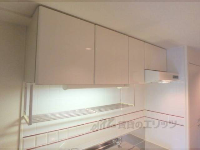 キッチン　収納