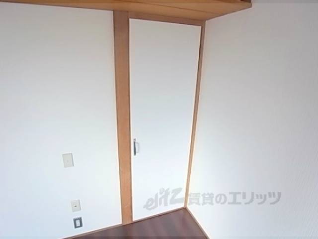収納　奥行があるので工夫次第で色々入りますよ