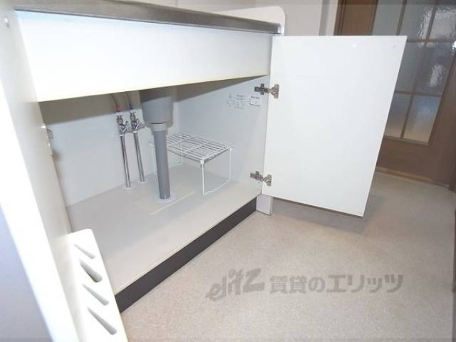 キッチン　下部棚