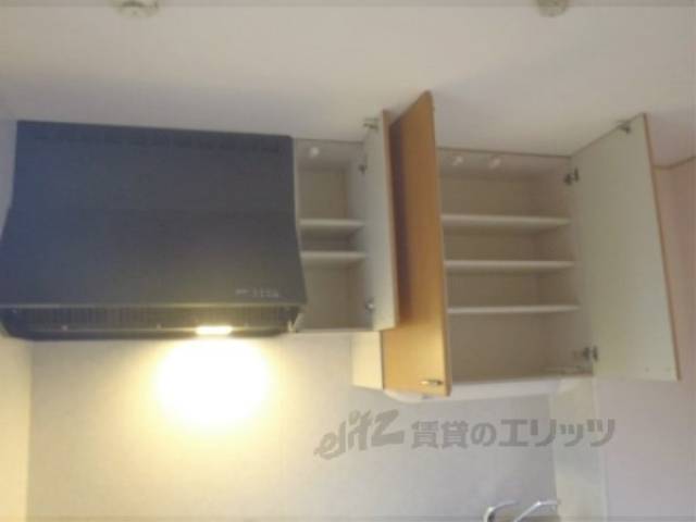 キッチン　収納