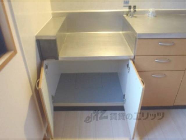 キッチン　収納