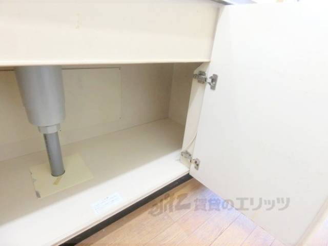 キッチン　下部収納