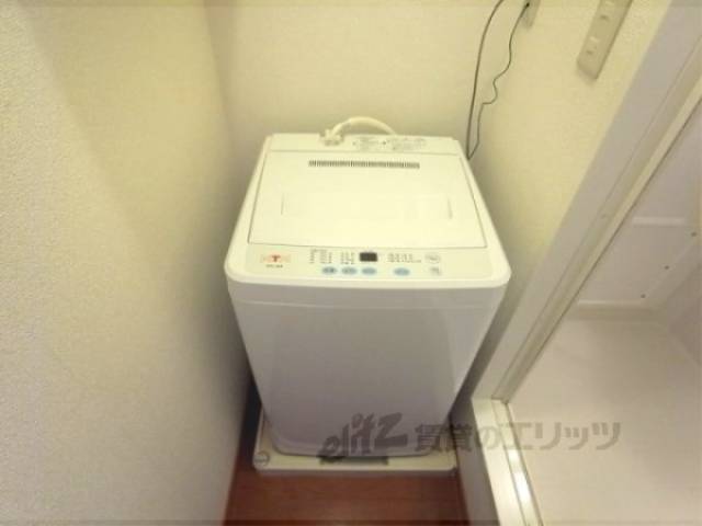 洗濯機置場　洗濯機