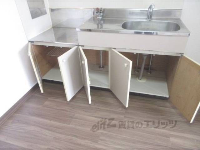 キッチン　収納