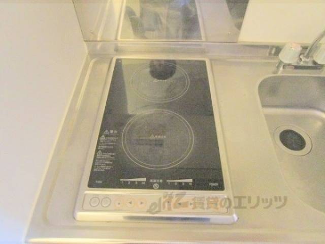 キッチン　2口コンロ