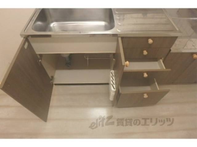 キッチン　キッチン下部収納
