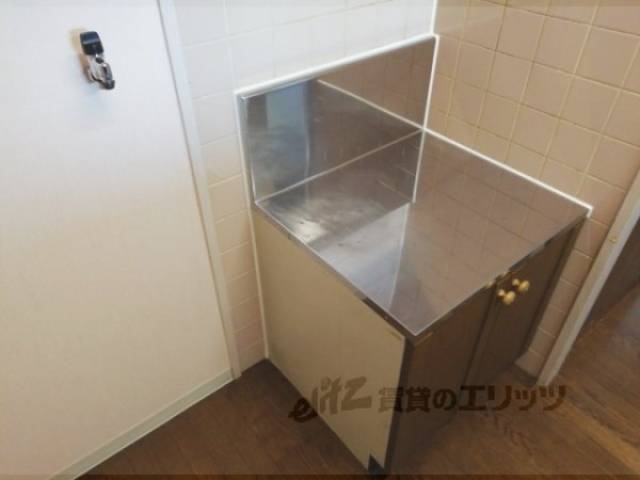 キッチン　コンロ置き場