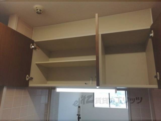 キッチン　収納