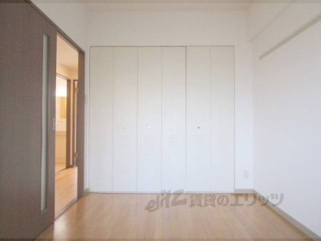 洋室　洋室5.4帖