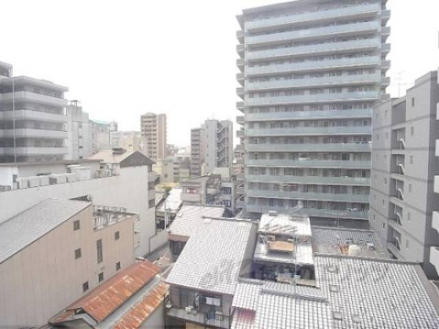 眺め　６階ですが見晴らしは悪くないです。