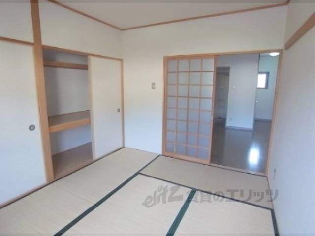 和室　畳きれいですよ