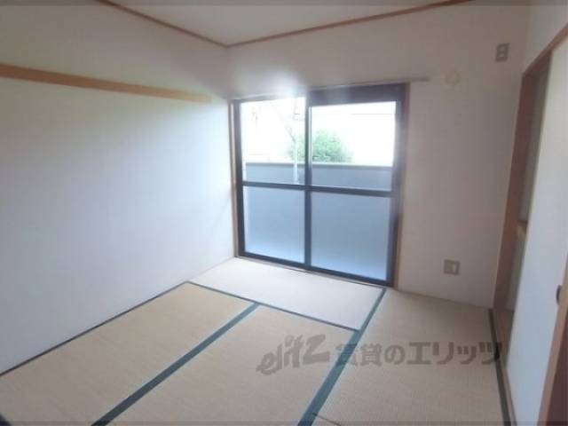 和室　光が入りますね