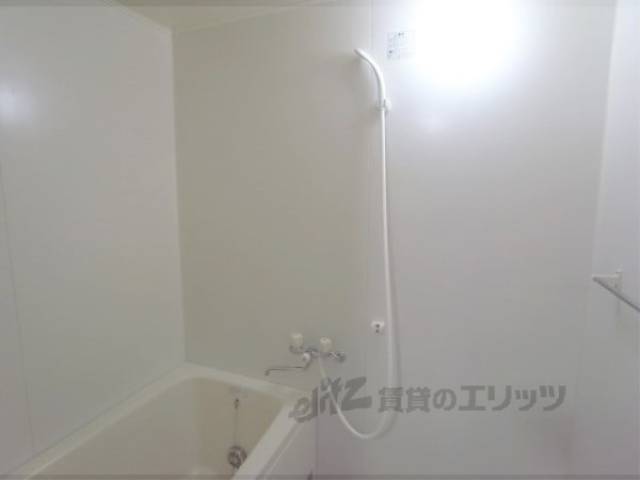 風呂　シャワーあります