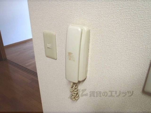 インターホン　３０４号室の写真です