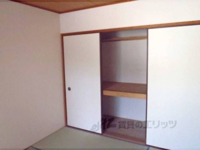 収納　押し入れ　３０４号室の写真です