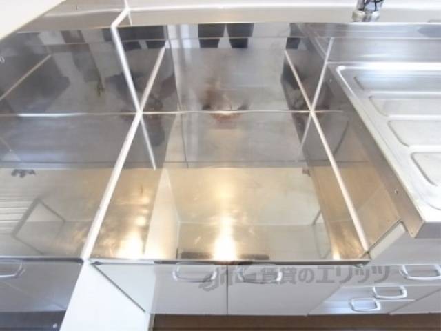 キッチン　コンロスペース
