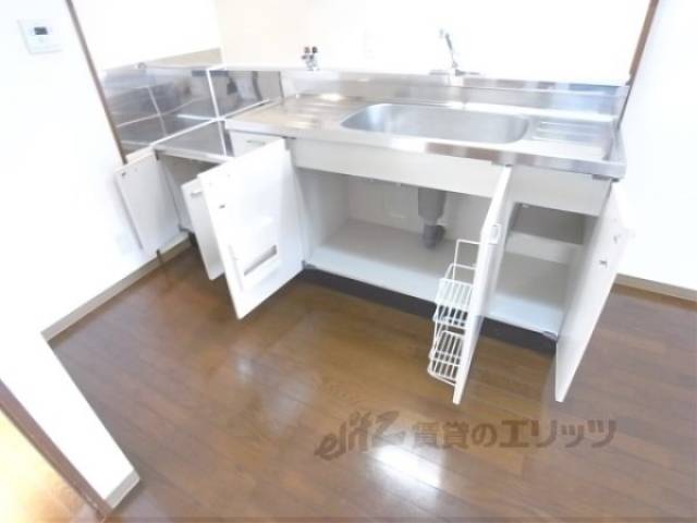 キッチン　下部収納