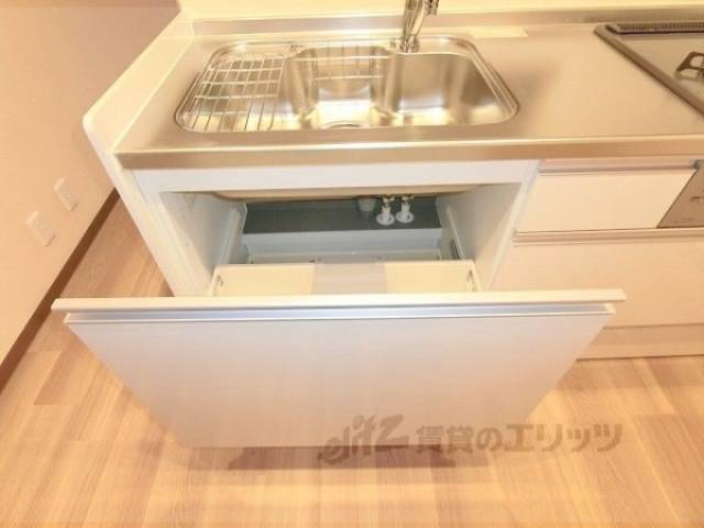 キッチン　下部収納