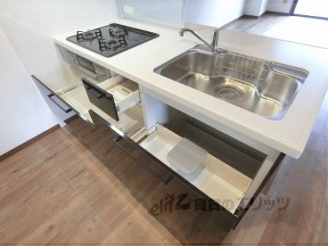 キッチン　収納