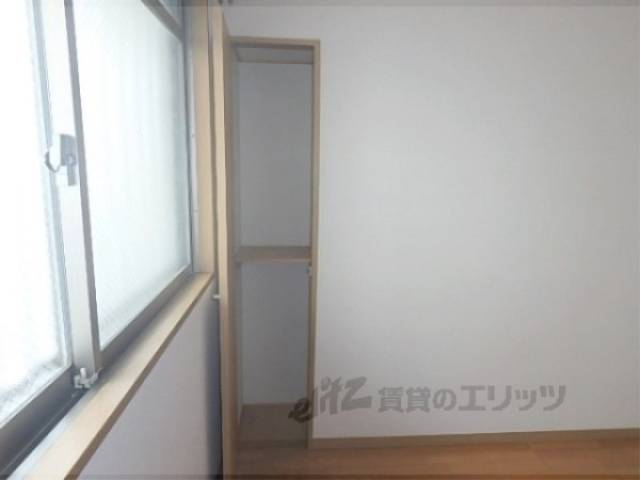 収納　洋室収納