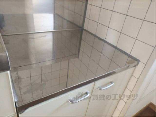 キッチン　コンロ置き場