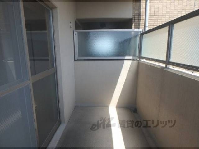 ベランダ　洋室6.4帖