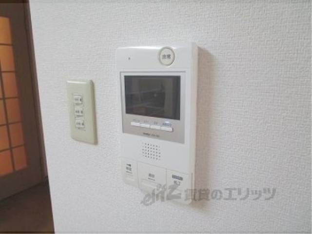 ドアフォン（ＴＶ含）　上部収納